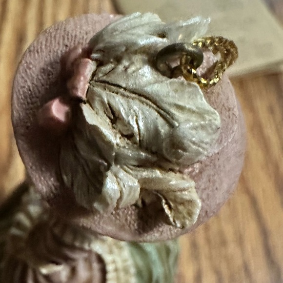 Louis Nichole Victorian Louis XVII Old World Lady with Cane/Walkingstick - Picture 5 of 10